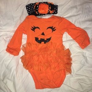 Halloween pumpkin outfit